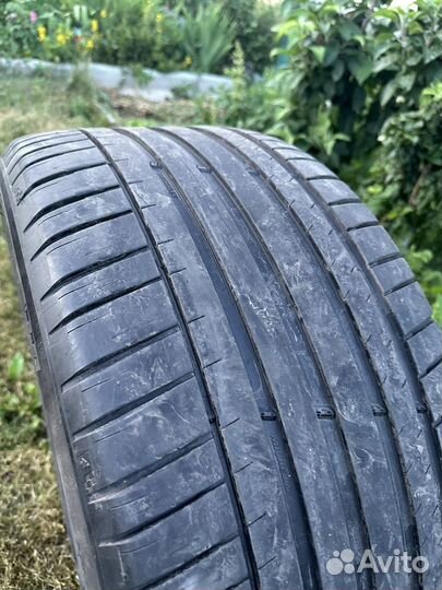 Michelin Pilot Sport 4 S 265/45 R20 и 295/40 R20 108Y