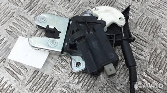 Замок крышки багажника audi A5 1 (76F13HY02)