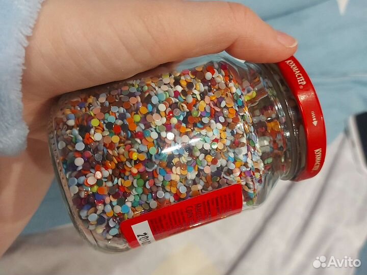 Стразы для алмазной мозаики
