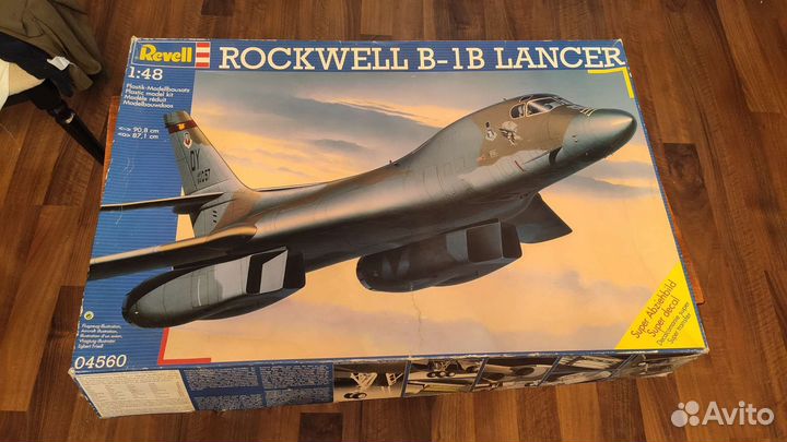 Раритетная модель Revell B-1B Lancer 1/48 с допами