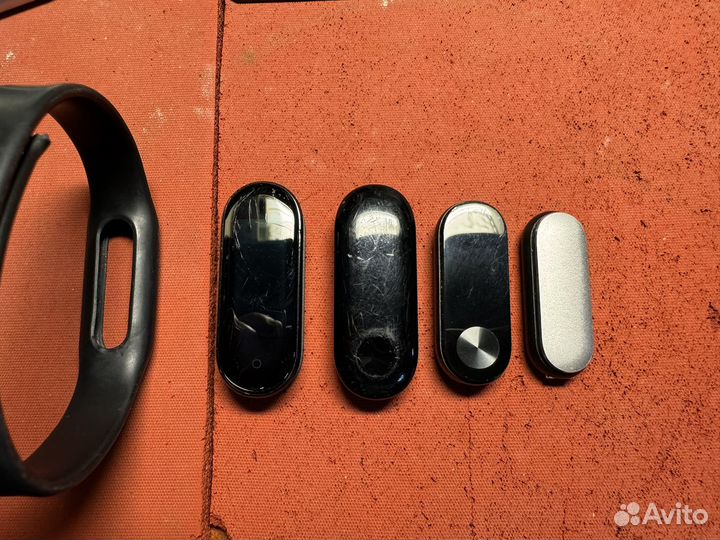 Mi Band Фитнес-браслет (на запчасти)