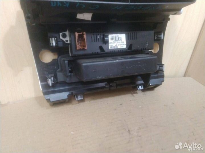 Консоль салона (центральная часть) Citroen C4