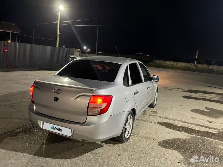 LADA Granta 1.6 AT, 2013, 241 245 км