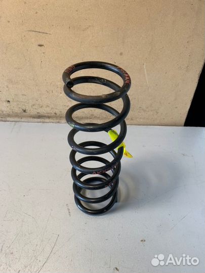 Пружина передняя Honda Accord 7