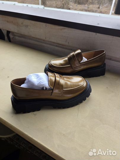Лоферы женские 40 размер новые
