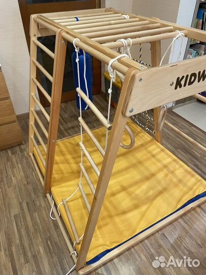 Деревянный спортивно-игровой уголок kidwood