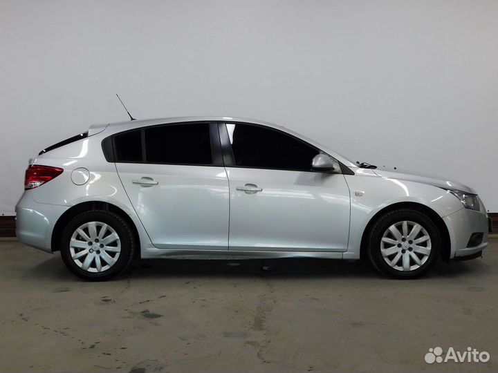 Chevrolet Cruze 1.6 AT, 2012, 134 000 км