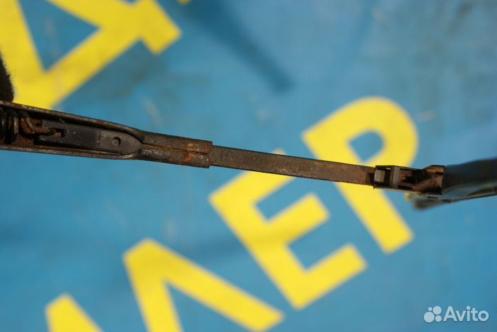 Поводок заднего дворника Ford Focus 1