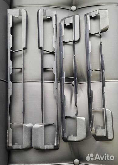 Крышки полозьев сидений w140