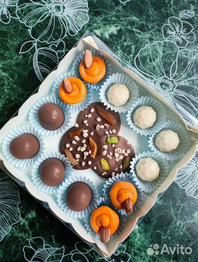 Конфеты ручной работы, сладкий подарок