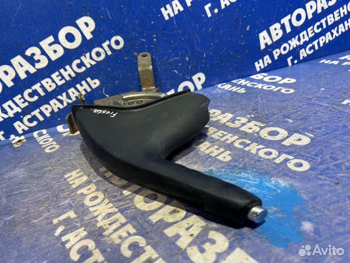 Ручник Ford Fiesta 6 купе spja 2010