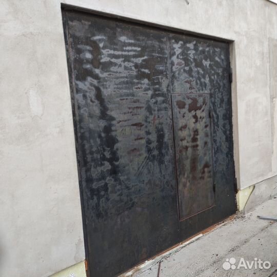 Ворота гаражные металлические бу