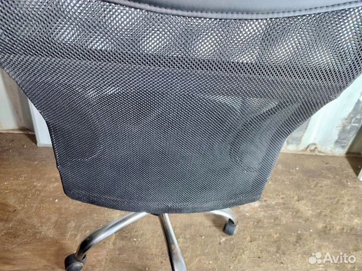 Компьютерное кресло