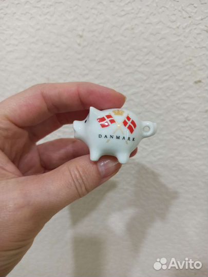 Свинка хрюшка фарфор из Дании