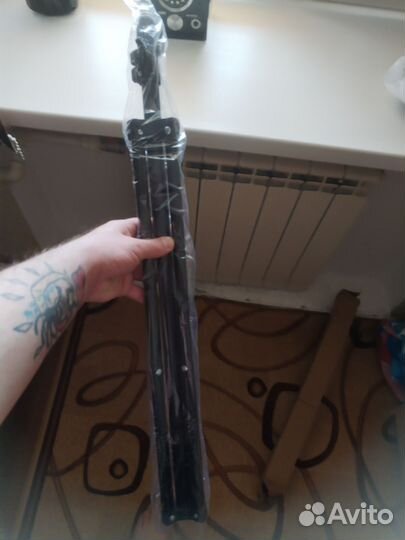 Кольцевая лампа со штативом