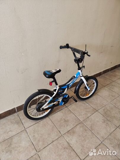 Детский велосипед 16