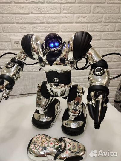 Игрушка робот WowWee Robosapien