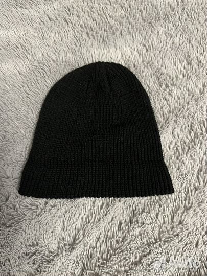 Шапка черная