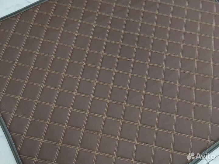 Коврик кожаный в багажник Porsche Cayenne 2012