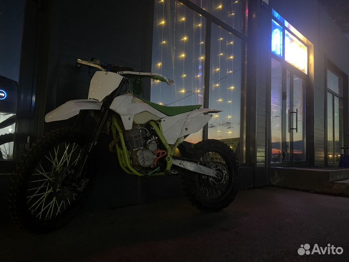 Zuum px 250