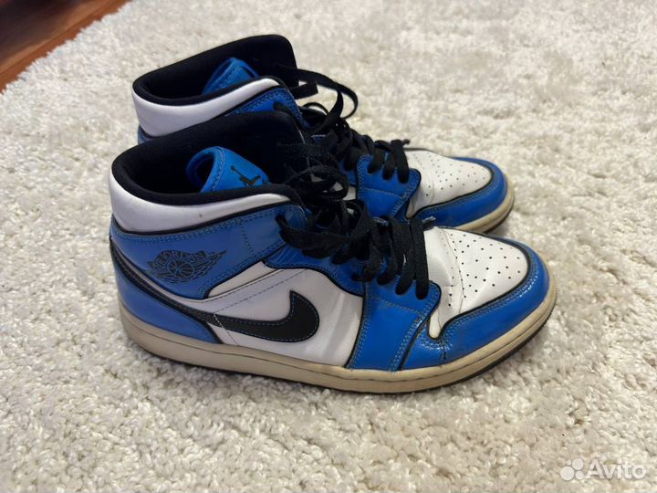 Nike Air Jordan I Signal Blue