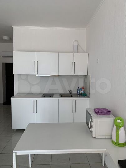 Комната 37 м² в 1-к., 1/2 эт.