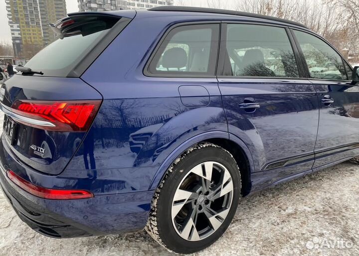 Оригинальные колеса на Audi Q7 4M / Etron R20