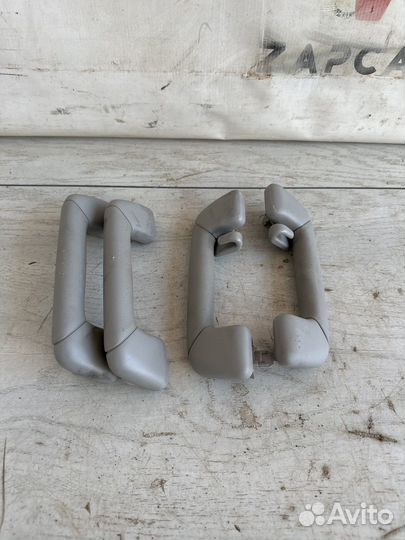 Lexus RX4 Ручки потолка