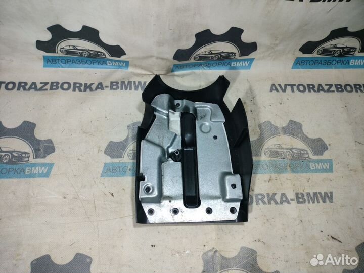 Кожух рулевой колонки нижний BMW X5 E53 LCI