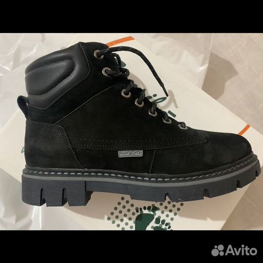 Ботинки новые