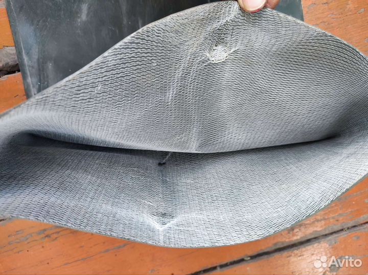 Резиновые сапоги болотные