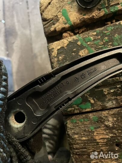 Поводок стеклоочистителя Mercedes Benz GLC X253