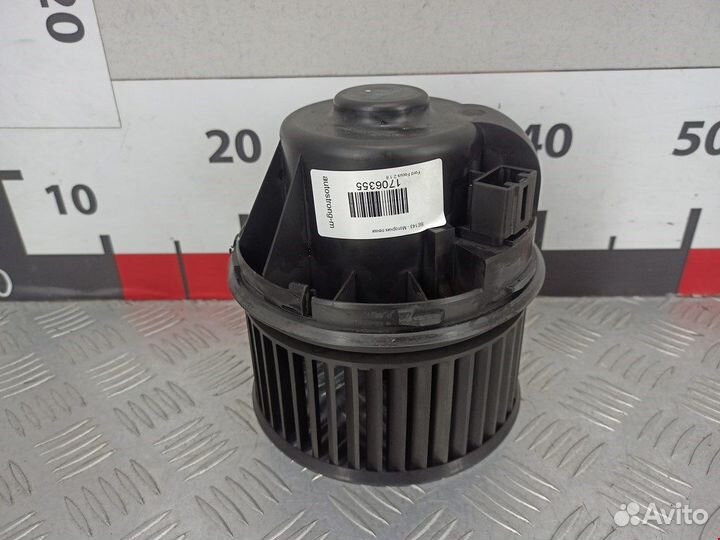 Моторчик печки для Ford Focus 2 1379568