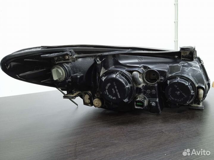 Фара левая Hyundai Elantra 4 HD 921012H020