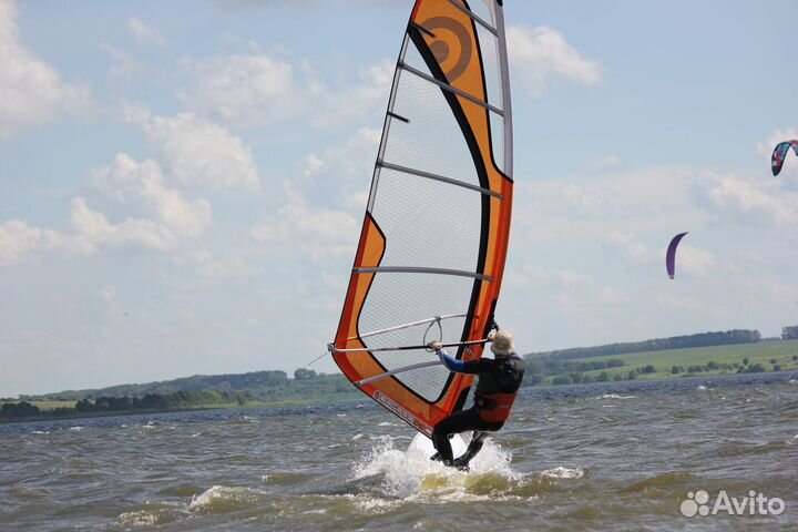 Доска для виндсерфинга