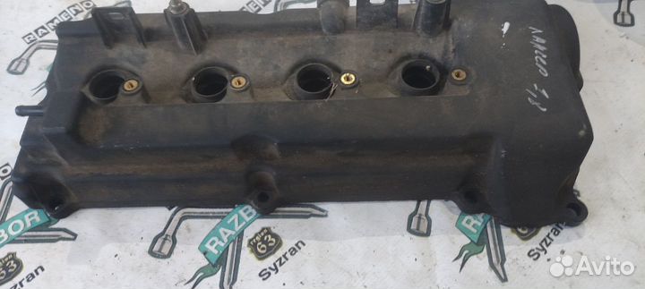 Клапанная крышка Mitsubishi Lancer 1,8