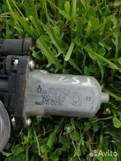 Моторчик стеклоподъемника mitsubishi l200