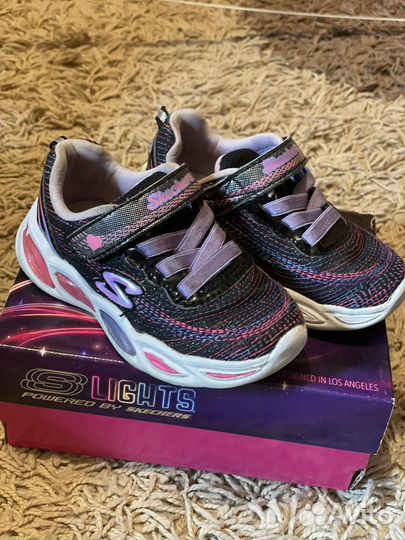 Кроссовки для девочки