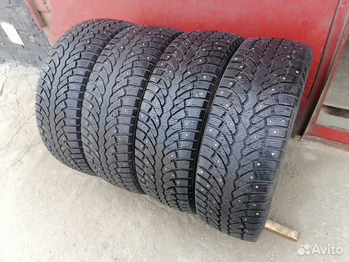 Pirelli Formula Ice 225/65 R17 102T