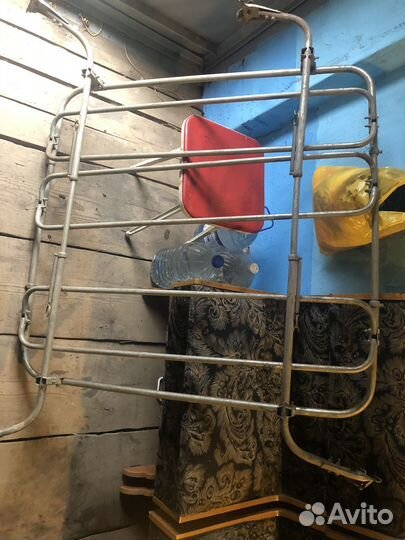 Багажник на машину