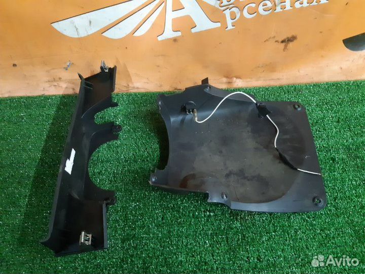 Кожух рулевой колонки Daewoo Nexia седан 1.5 8кл