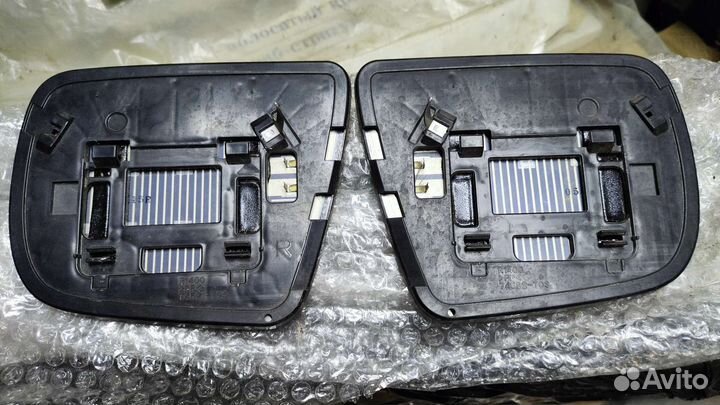 Зеркала с подогревом (полотна) для Subaru Forester