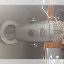 Микрофон Blue Yeti Nano