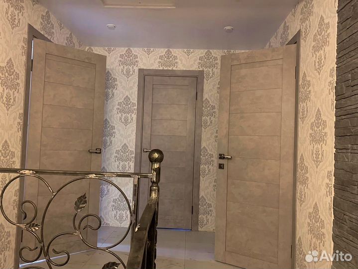 Двери межкомнатные белые