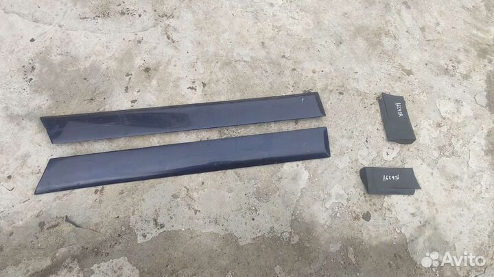 Молдинг Audi A6 C4 двери задней крыла переднего