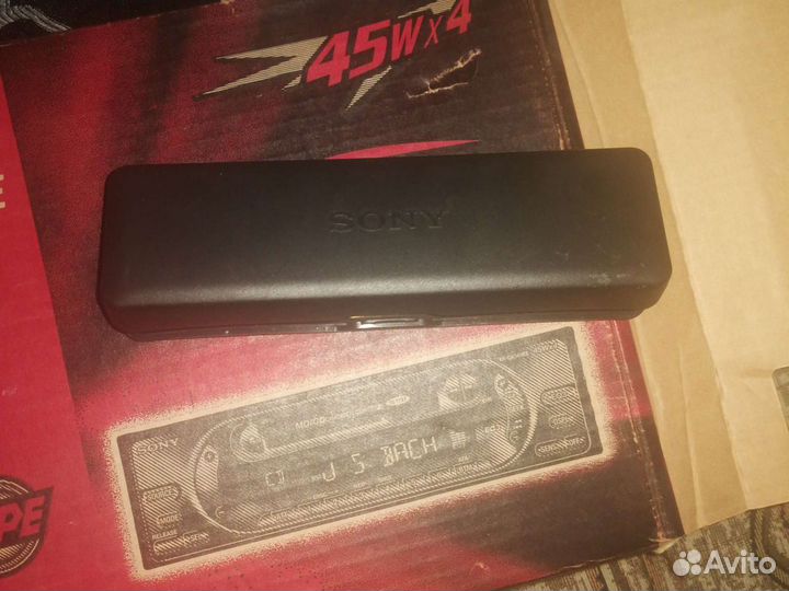 Новая, кассетная автомагнитола sony