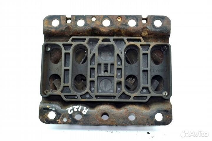 Подушка двигателя, задняя правая renault trucks Pr