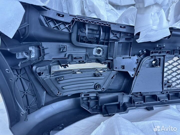 Mercedes benz w204 бампер 6.3 amg рестайлинг