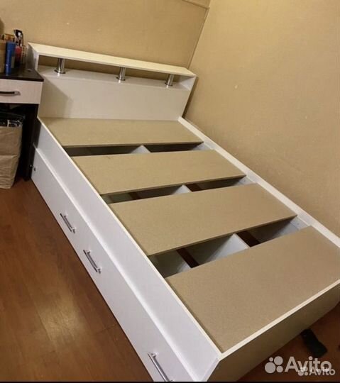 Кровать двухспальная новая