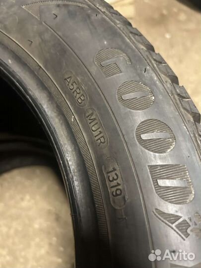 Goodyear UltraGrip Ice 2 195/60 R15